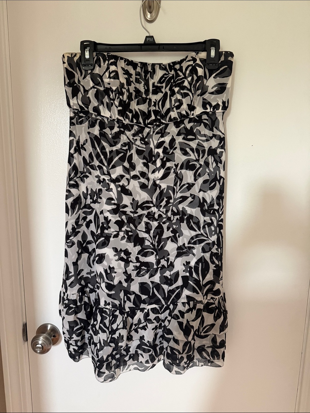 White House Black Market Black and White Strapless Floral Dress